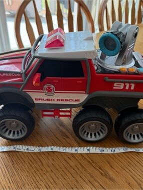 Maxx Action Fire Rescue Off Road Brush Firetruck lights and sound WORKS GREAT